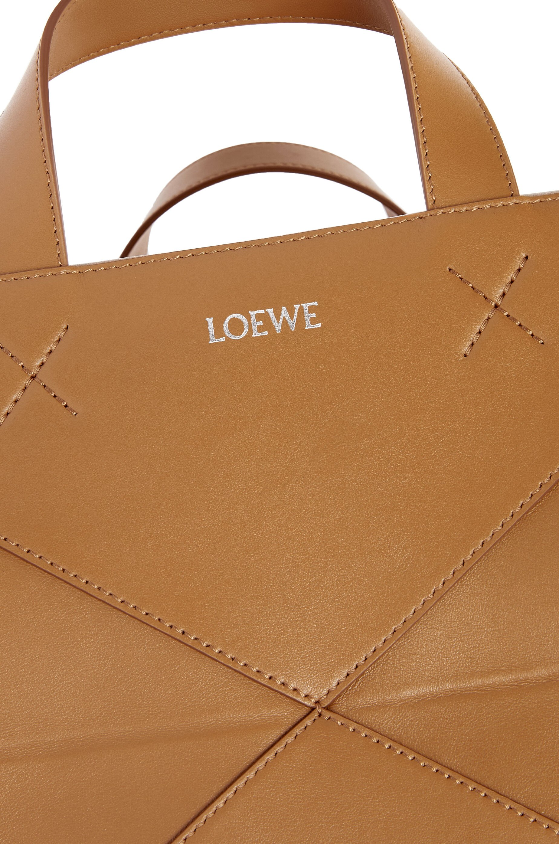 Medium Puzzle Fold duffle in shiny calfskin